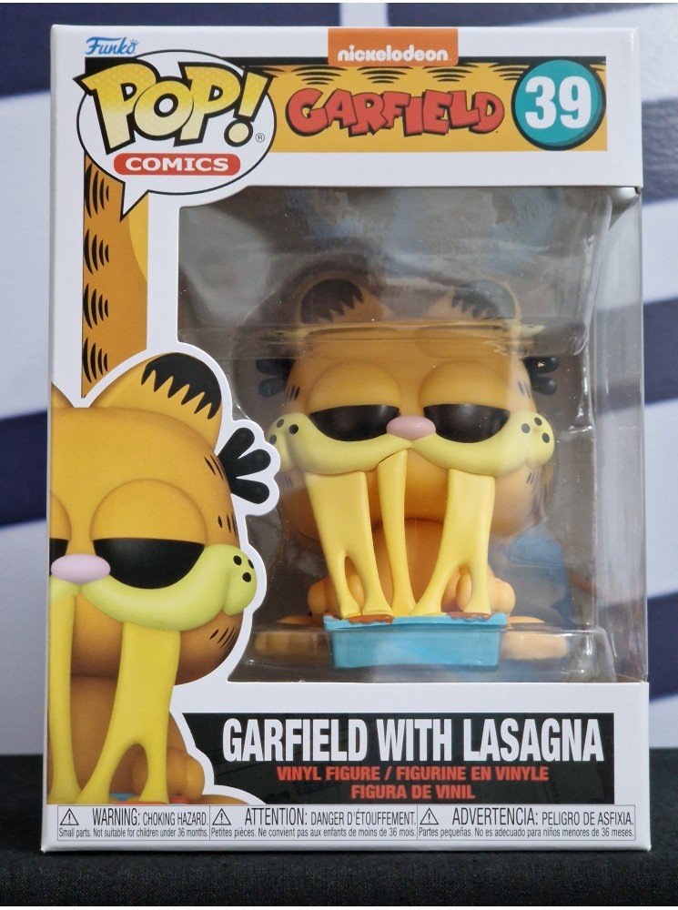 Garfield with lasagna 39